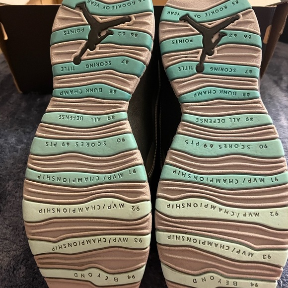 Jordan 10 “Lady Liberty” - Picture 3 of 4